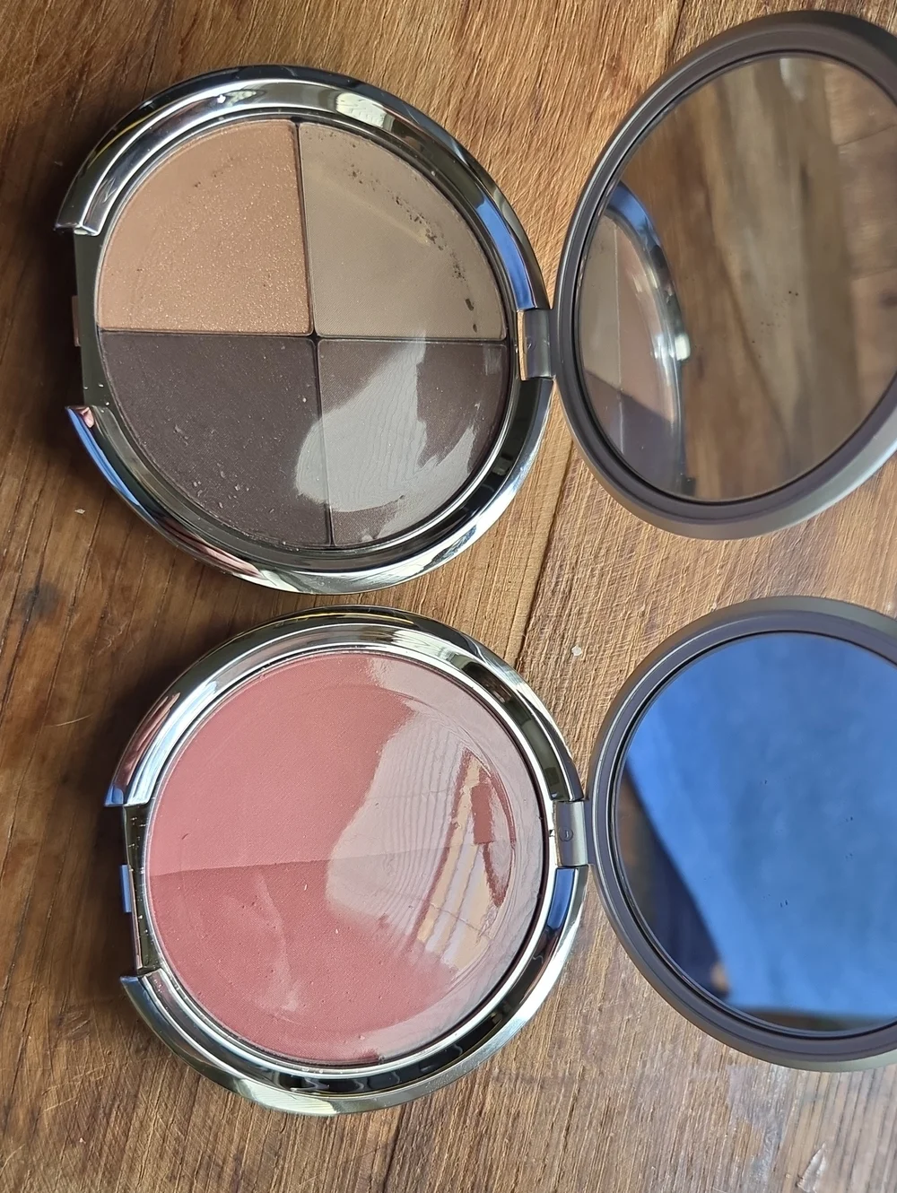 Pressed Powder Blush in Tawny Peach&Eyeshadow Quad In Cocoa Cream New W/o Box